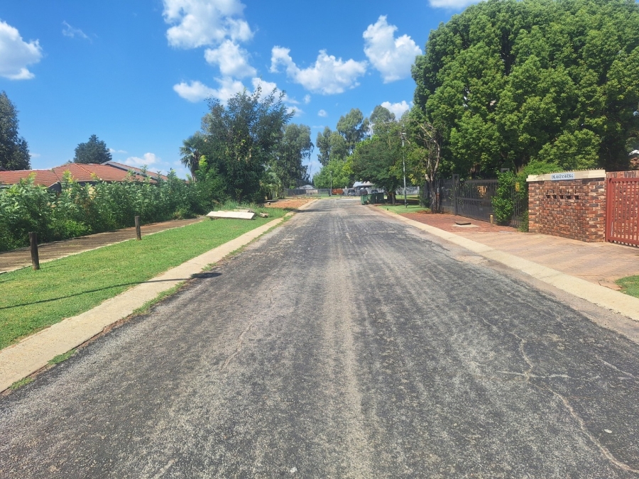 0 Bedroom Property for Sale in Grimbeeck Park North West